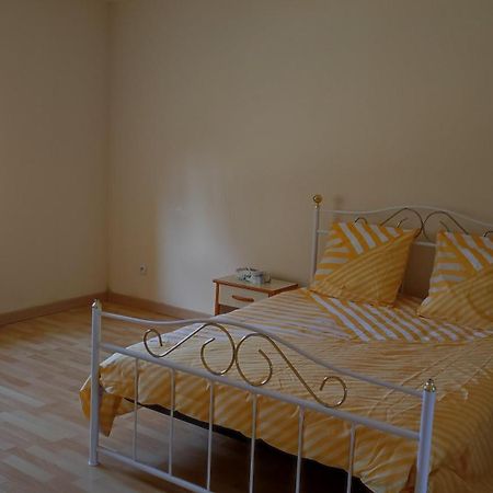 Appartement Independant Prive Mathay Exterior foto